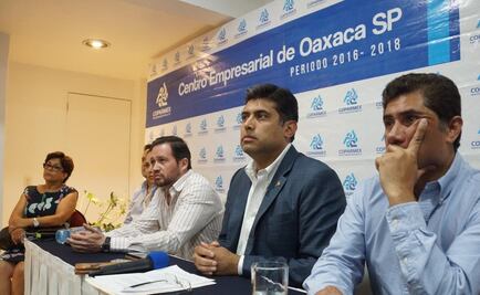Coparmex pide a magisterio cese de bloqueos en Oaxaca; llaman a diálogo pacífico
