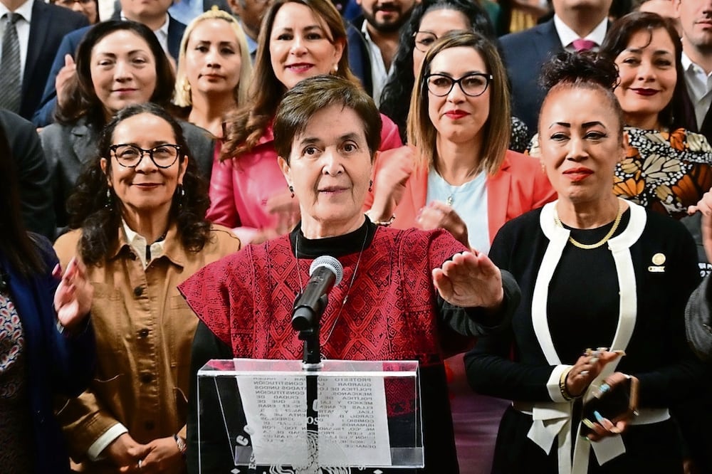 María Dolores González Saravia Calderón recibió el voto de confianza de 60 diputados capitalinos para asumir como nueva presidenta de la Comisión de Derechos Humanos local. Foto Especial
