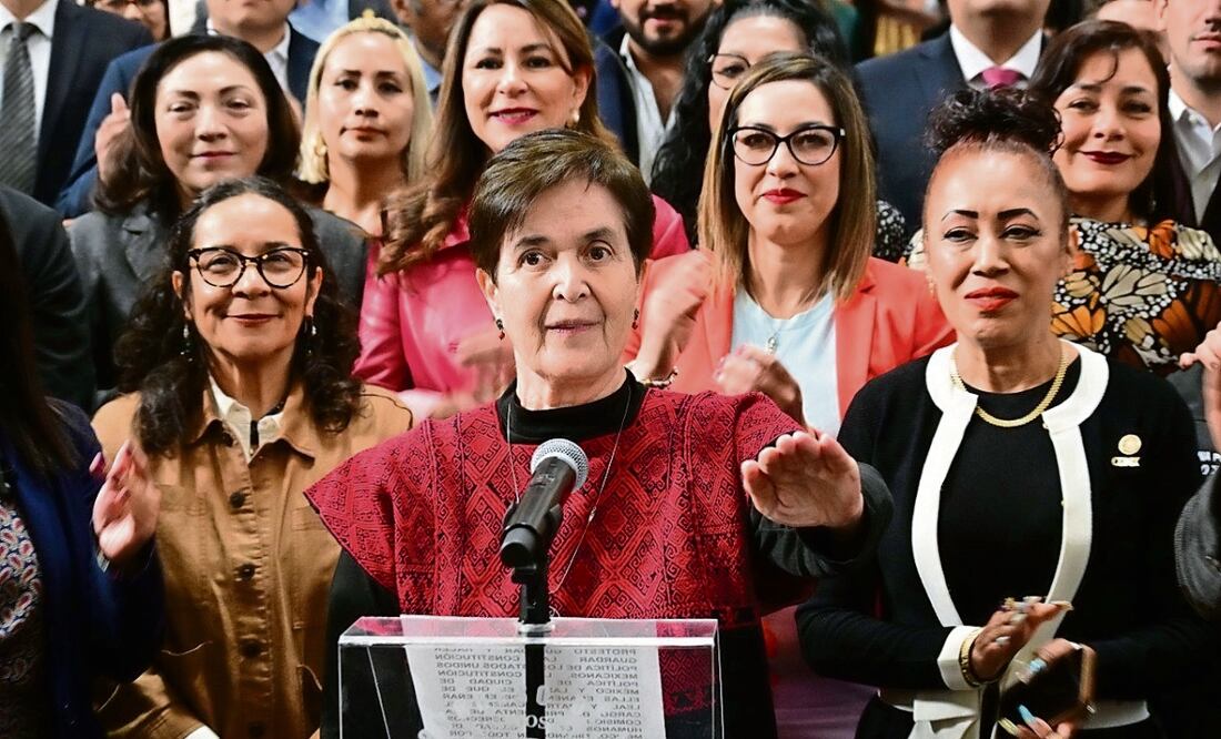 María Dolores González Saravia Calderón recibió el voto de confianza de 60 diputados capitalinos para asumir como nueva presidenta de la Comisión de Derechos Humanos local. Foto Especial