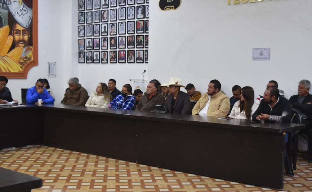 Suspenden 30 días aplicación de Bando municipal que restringía tránsito de unidades de carga en Teoloyucan.
Foto: Especial.