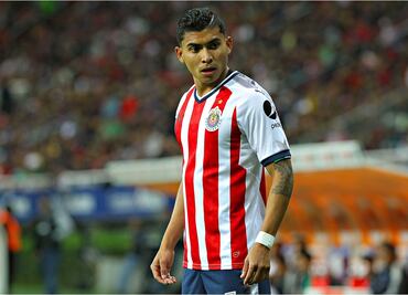 Chivas hace millonaria oferta por Orbelín Pineda