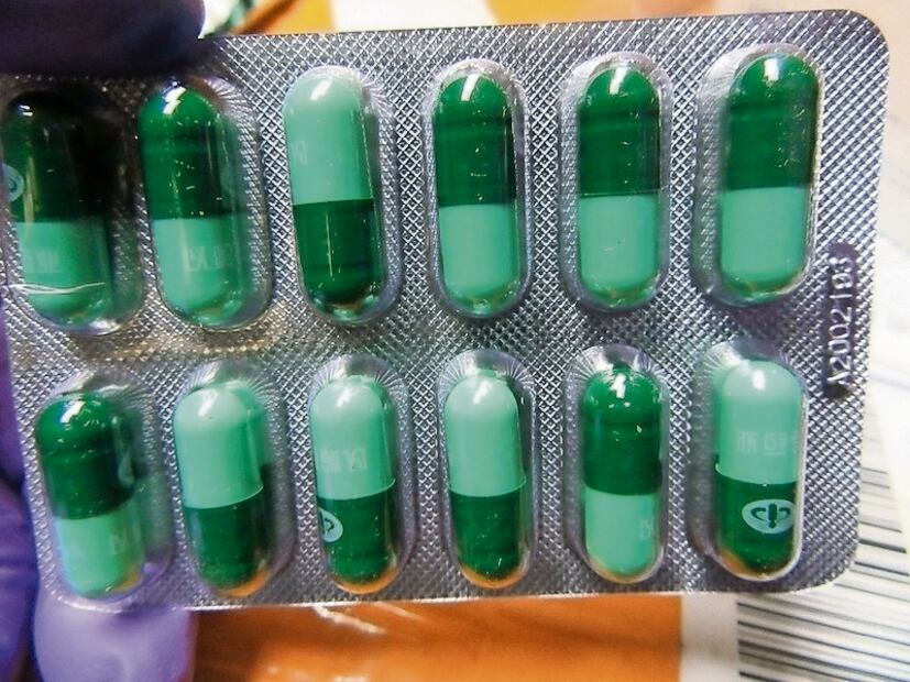 Cuando el kilo de fentanilo es rebajado y presentado en forma de pastillas falsas, la recaudación final es de alrededor de 20 millones de dólares. Foto: CBP
