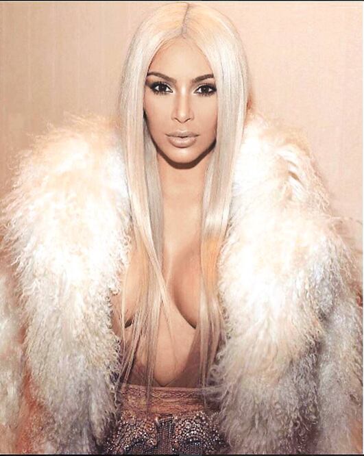 Kardashian portó un outfit exclusivo de Yeezy x Balmain (INSTAGRAM)