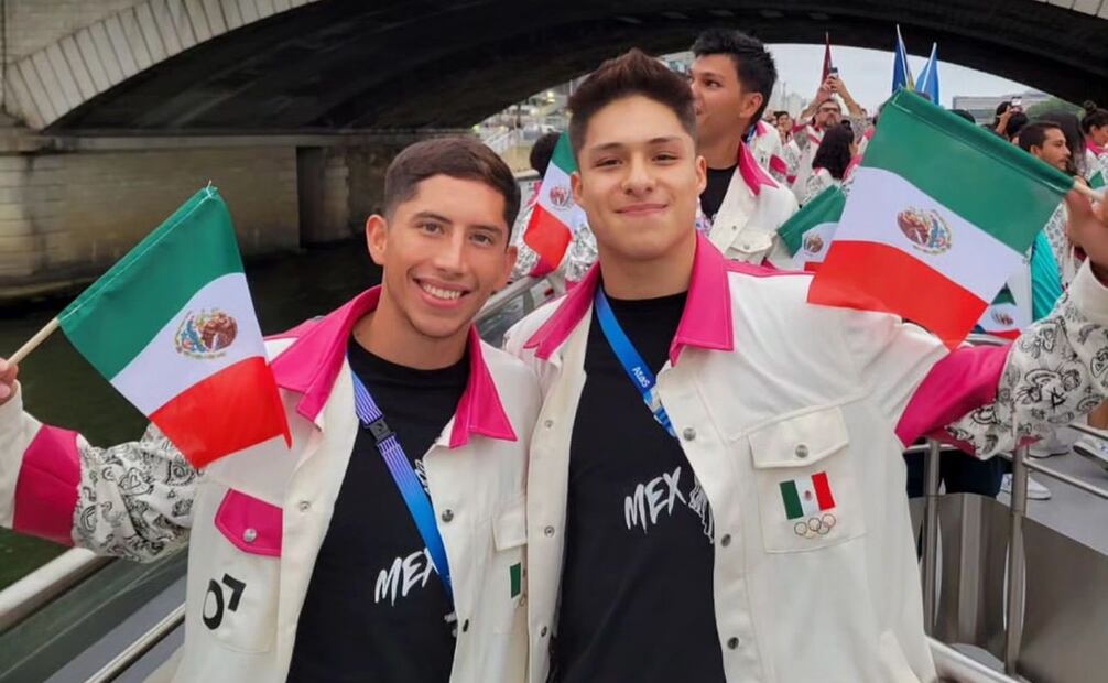 La delegación mexicana ya se encuentra navegando en el Río Sena - Foto: @CONADE en X