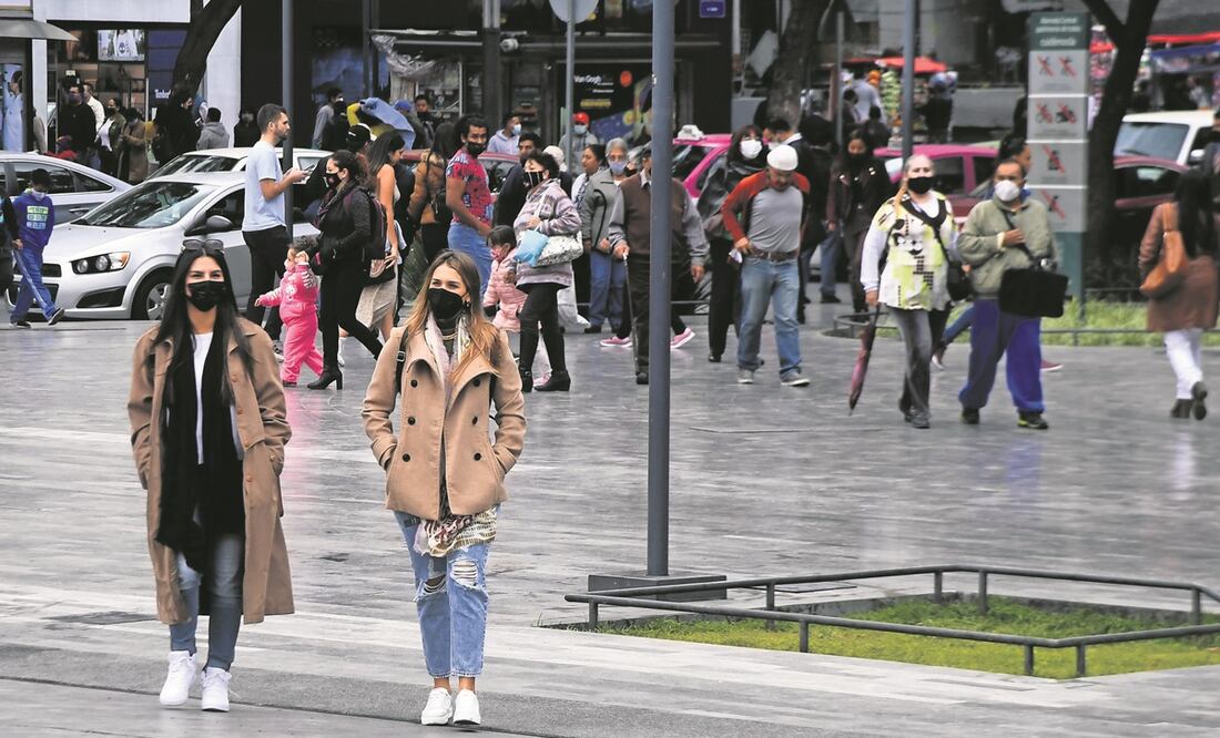 De acuerdo con la ADIP, los indicadores de la pandemia siguen aún en mínimos históricos. Foto: ARMANDO MARTÍNEZ. EL UNIVERSAL