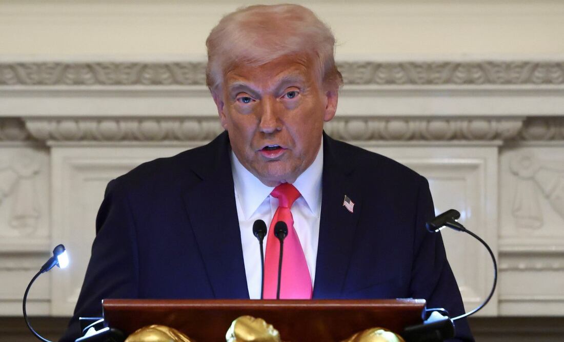 El presidente Donald Trump habla en la cena Iftar de la Casa Blanca en el Comedor de Estado de la Casa Blanca en Washington, el jueves 27 de marzo de 2025. Foto: AP