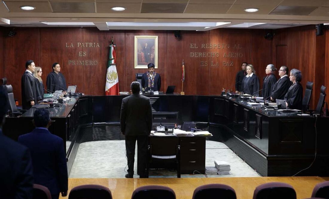 Por primera vez en la historia, la Corte guarda un minuto de silencio por el 2 de octubre. Foto: Especial