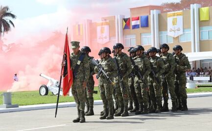 Concluyen 284 cadetes navales curso básico de adiestramiento en la Marina; terminan primera etapa de su carrera