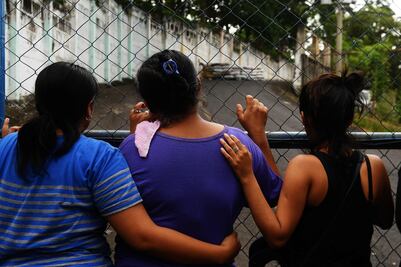 Madre salvadoreña relata su desesperación tras ser separada de su hijo en EU
