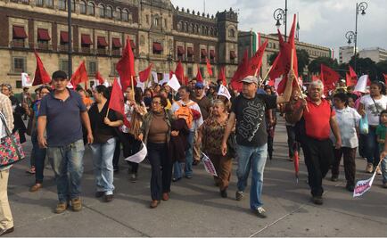 Damnificados del sismo del 19S marchan rumbo al Zócalo 