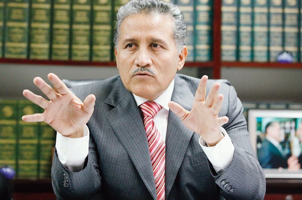 Arturo Zamora, secretario de Acción Electoral tricolor, dijo que no van a correr riesgos y analizan a fondo a los aspirantes (ARCHIVO EL UNIVERSAL)