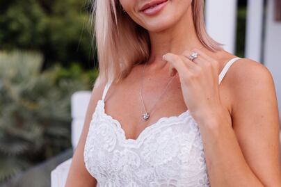 Cómo limpiar tu joyería de plata con papel aluminio