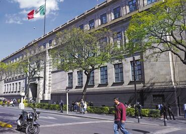 Abogados urgen a revisar intromisión de AMLO en la Corte