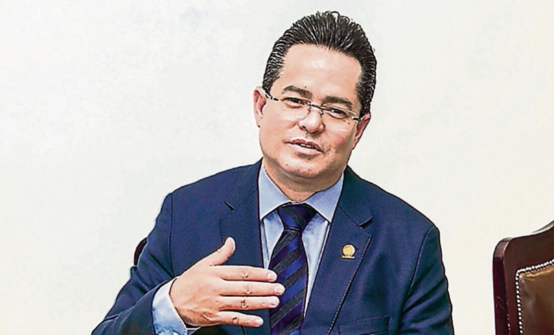 LEONEL LUNA, titular de la Comisión de Gobierno. (Archivo. EL UNIVERSAL)