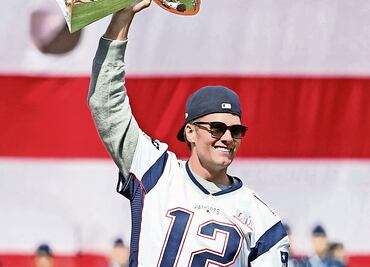 Exhibirán jersey recuperado de Brady