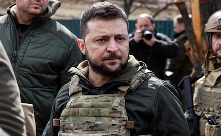 Volodimir Zelensky pide en Bucha a medios internacionales "documentar crímenes guerra"