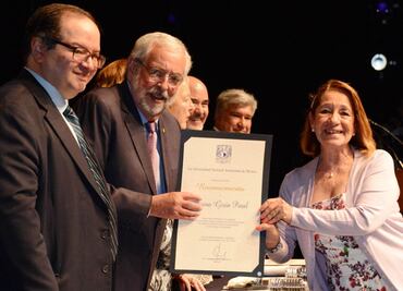 Educar es una acción interminable y llena de estímulos y esperanzas: Graue