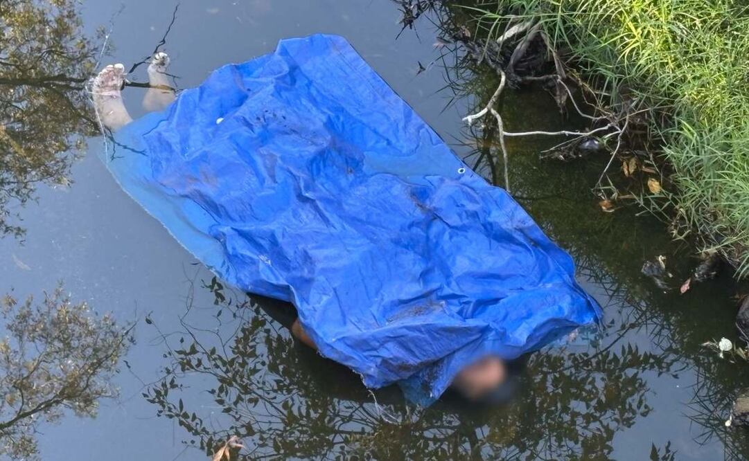 El cadáver de un hombre fue hallado flotando al interior del Canal Nacional, en la alcaldía Iztapalapa (14/03/2025). Foto: Especial