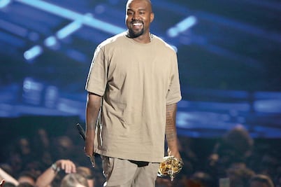 La Casa Blanca, pendiente de West