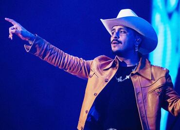 Christian Nodal anuncia disco para mayo y gira en este 2024