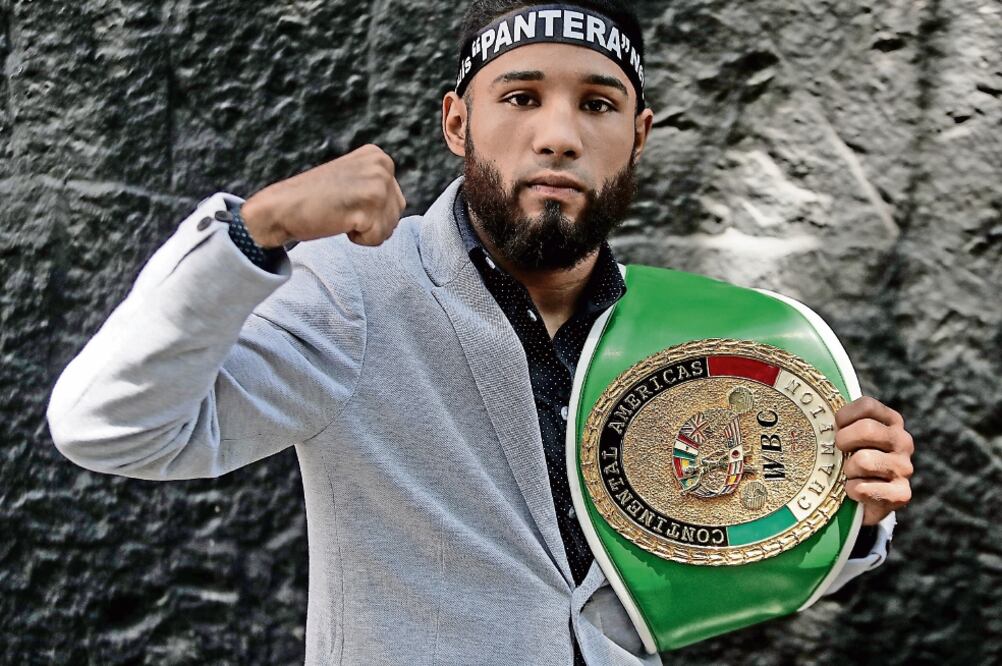 El boxeo olímpico ni le interesa a Luis Nery, pues desde joven pelea por ganarse la vida (ALEJANDRO ACOSTA. EL UNIVERSAL)