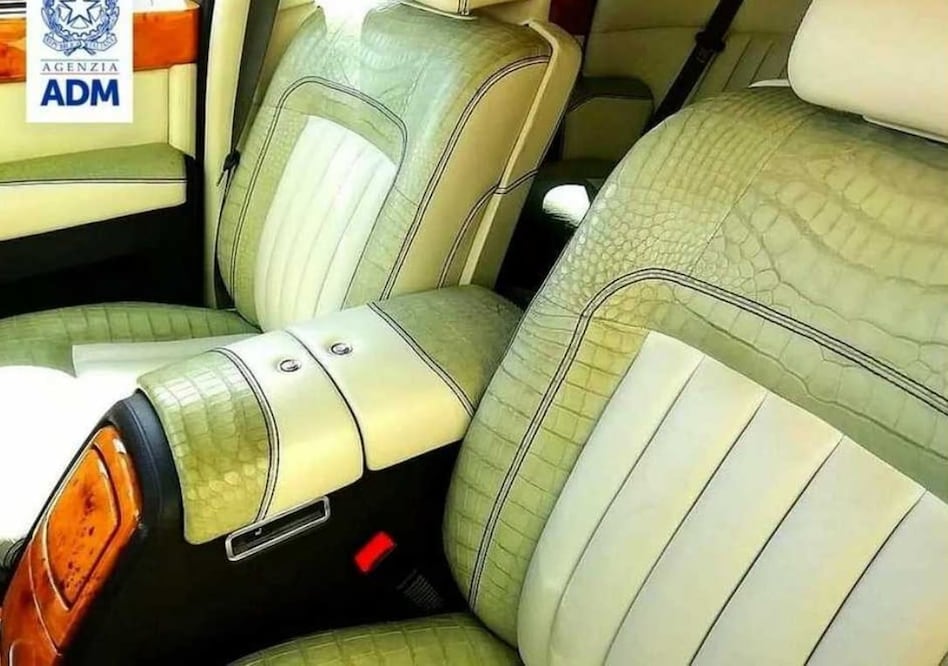 Policía incauta Rolls-Royce por tener tapicería de piel de cocodrilo