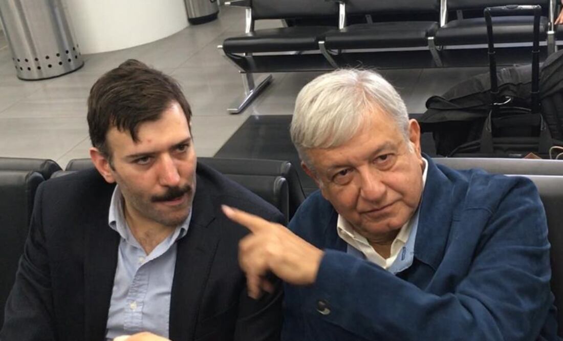 El empresario Daniel Asaf con elahora expresidente Andrés Manuel López Obrador. Foto: Archivo. Misael Zavala / EL UNIVERSAL