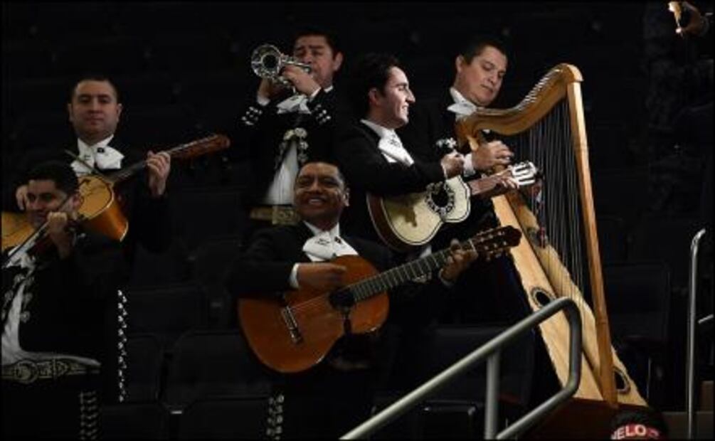 Frío pesaje de Saúl "Canelo" Álvarez en Nueva York