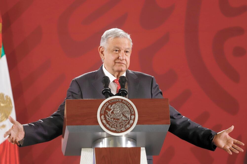 El presidente Andrés Manuel López Obrador dijo que aun con lo ocurrido en Culiacán la población mexicana tiene confianza en la estrategia de seguridad . Foto: BERENICE FREGOSO. EL UNIVERSAL