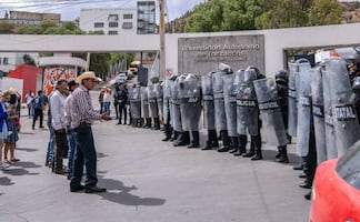 Policías disuelven manifestación de productores de frijol en Zacatecas; hay cuatro detenidos, entre ellos, dos líderes