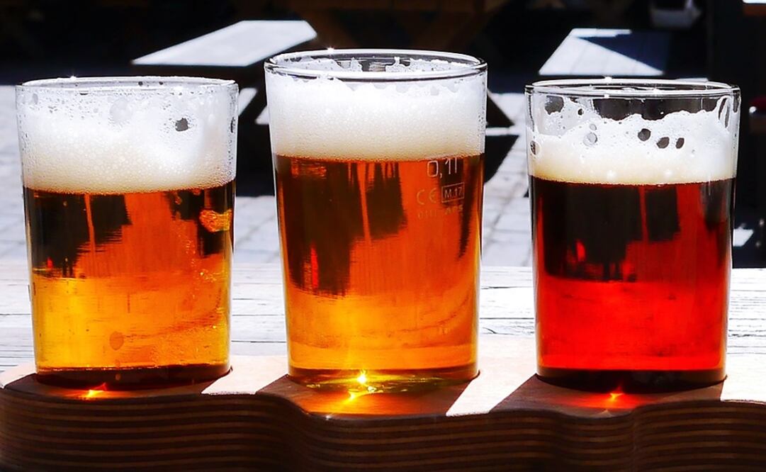 El alcohol puede causar que tu piel luzca deshidratada. (Fotos: Pixabay)