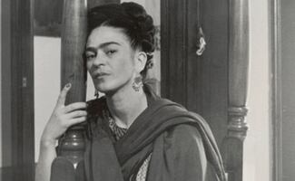 Pieza de Frida Kahlo hace historia; se convierte en la obra más cara realizada por una mujer