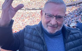 Muere Chucho Gallegos, periodista de espectáculos y fundador de TVyNovelas, a los 84 años