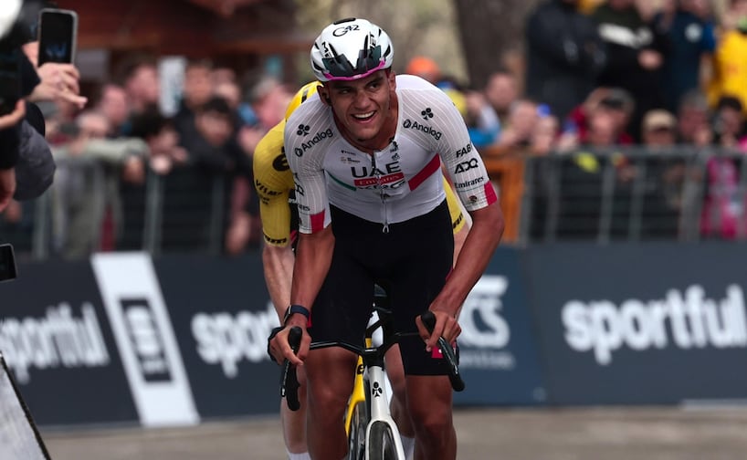 Isaac del Toro firmó una gran etapa para recuperar el liderato en Tirreno-Adriático / Foto: EFE