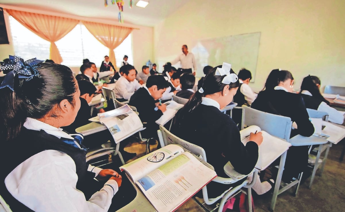La CNDH pidió a la SEP revisar la decisión de adelantar el cierre del ciclo escolar al 5 de junio; advierten posibles afectaciones a los derechos de niñas, niños y adolescentes.