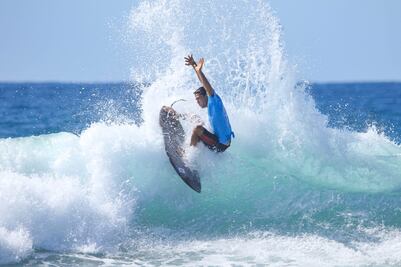 Gran tarde tricolor en el Corona Cero Surf Open Cerritos 2025; mexicanos avanzan a la ronda de 32