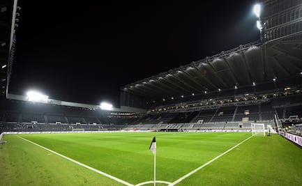 La Premier League tiene cifra récord de casos positivos de Covid-19; superan los 100