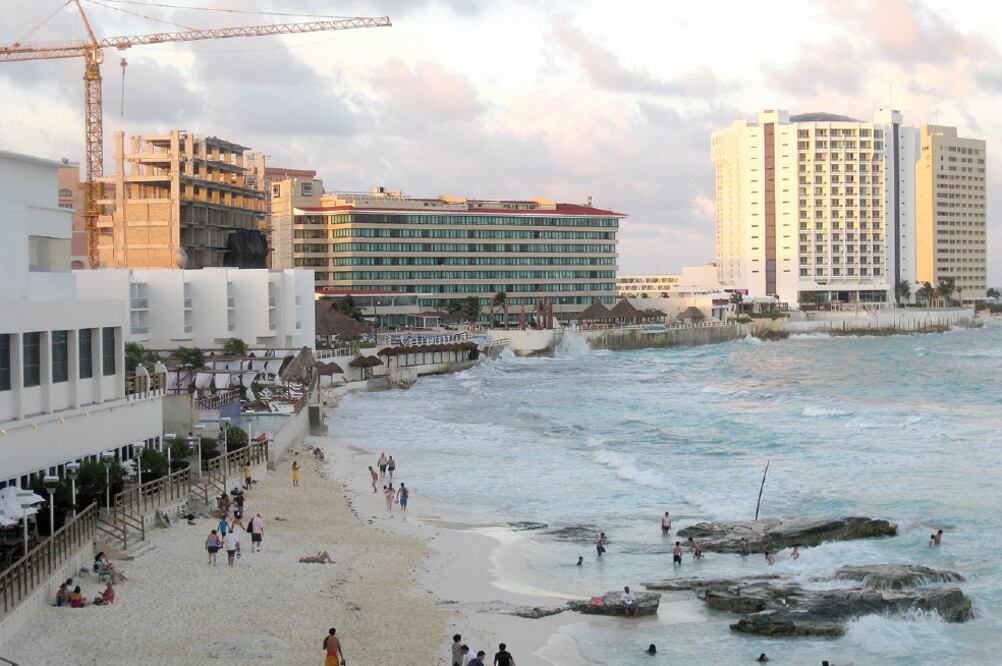 El mayor incremento se espera en Quintana Roo, donde la plusvalía puede alcanzar 20% para casas y 21% para departamentos. (ARCHIVO EL UNIVERSAL)