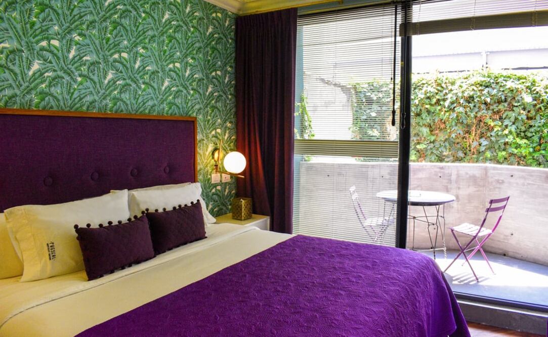 Cortesía: Pug Seal Polanco Anatole France Curamoria Collection