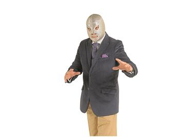 La Corte da sí a en mascarados