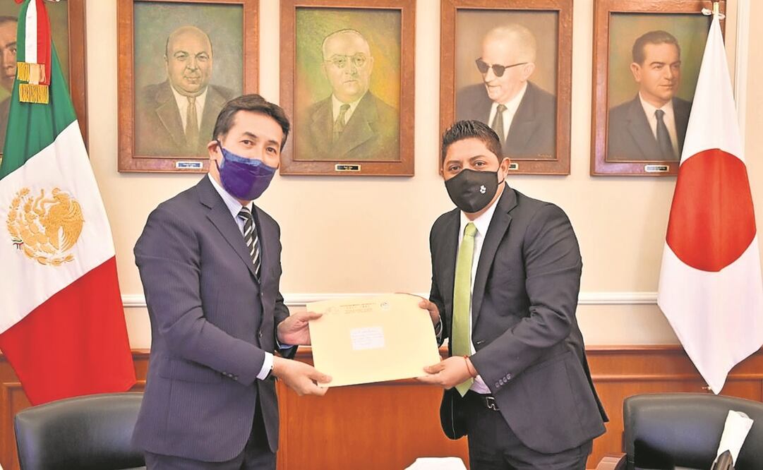 El Embajador Extraordinario de Japón en México, Noriteru Fukushima, y el gobernador Gallardo.