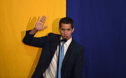 Guaidó es reelegido como presidente del Parlamento en sesión improvisada