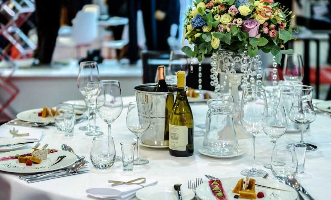 Prepara a tu cuerpo para aminorar los síntomas de una resaca \ Foto: Pixabay