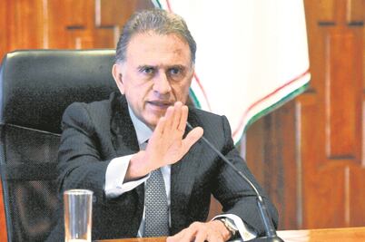 Formalizan sanción contra Yunes; deberá pagar multa por 168 mil pesos