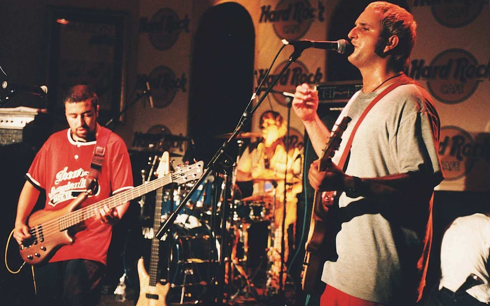Miky Huidobro, Randy Ebright, Paco Ayla & Tito Fuentes, integrantes de Molotov en el año 2000.
Foto: EL UNIVERSAL, archivo