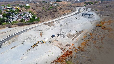 Se olvida AMLO de puente