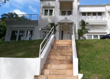 Esta es la casa de Daddy Yankee que Airbnb pondrá en renta
