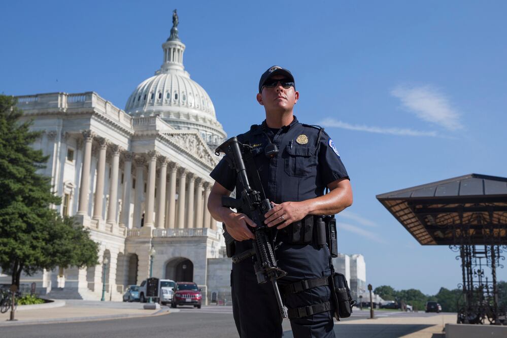 Desplegarán hasta 15 mil Guardias Nacionales en EU previo a toma de posesión de Biden