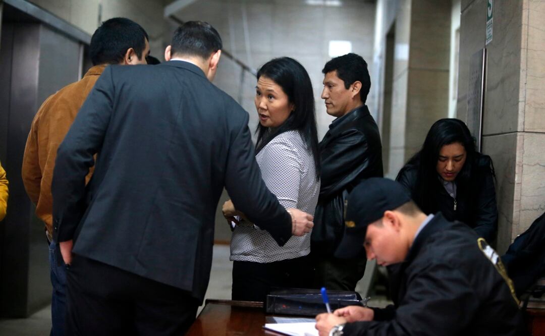 Keiko Fujimori fue detenida el lunes por un caso de presunto lavado de activos y aportes ilegales a su partido de la empresa brasileña Odebrecht. (Foto: EFE)