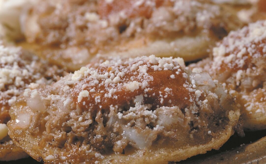 El excesivo consumo de comida chatarra y la exclusión de una dieta en base a frutas pueden complicar la concepción en mujeres. (FOTO: Archivo/EL UNIVERSAL)